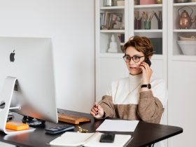 primera universidad gratuita emprendedoras